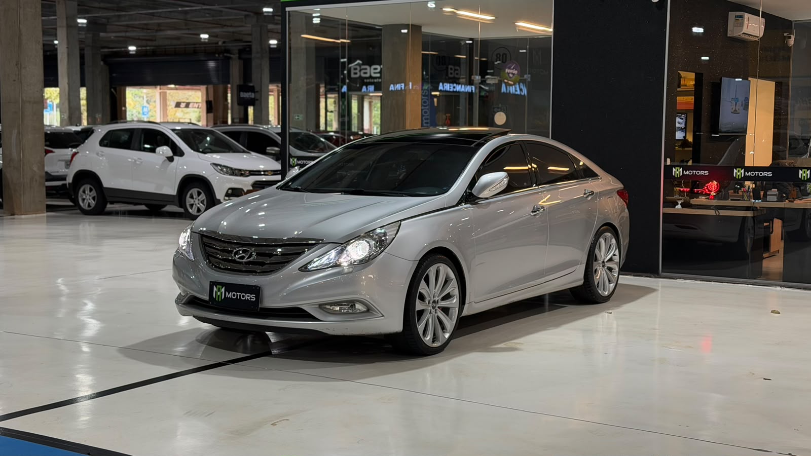 HYUNDAI